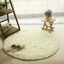 Fluffy Faux Fur round Rug